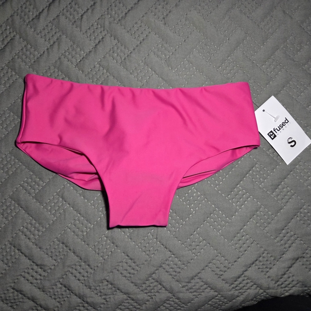 2 Bikini Bottoms And One Bikini